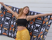 Afbeelding in Gallery-weergave laden, Strandhanddoek van 20 gerecylede plastic flessen - Motief: Wax  - SooBluu