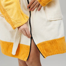 Afbeelding in Gallery-weergave laden, Surfponcho met rits Sannt  - dikke velours - M - Wave Hawaii