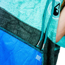 Afbeelding in Gallery-weergave laden, Surfponcho - Tres - Maat M - Wave Hawaii