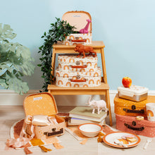 Afbeelding in Gallery-weergave laden, Kinderkofferset 3 in 1 met regenboog - Sass & Belle