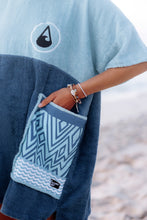 Afbeelding in Gallery-weergave laden, Surfponcho voor kids - Ponchini Maxi - Wave Hawaii