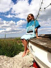 Afbeelding in Gallery-weergave laden, Surfponcho - AIR - Maat S/M - Wave Hawaii