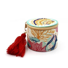 Afbeelding in Gallery-weergave laden, Sierraad doosje met schelp - House of Disaster