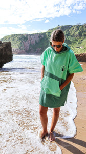 Surfponcho voor op reis - Groen M - Wave Hawaii